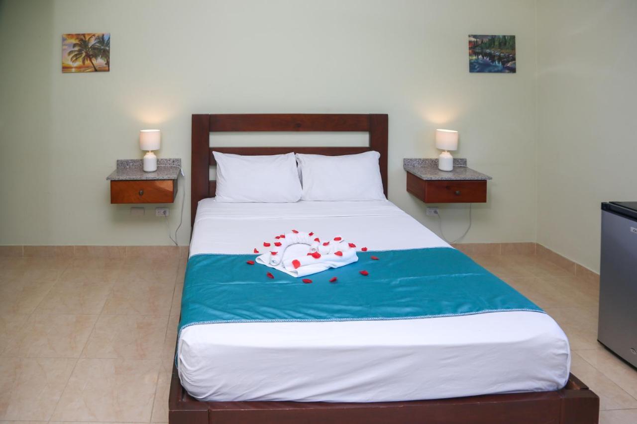 Anton Reef Hotel Sosúa Екстериор снимка